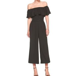 Banana Republic On or Off Shoulder Ruffle Black Jumper Jumpsuit in size 6